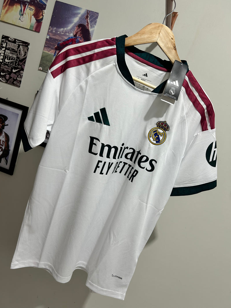 Camisa Real Madrid - 2026/27 - Versão Torcedor