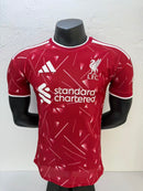 Camisa Liverpool I 2026/27 - Versão Jogador